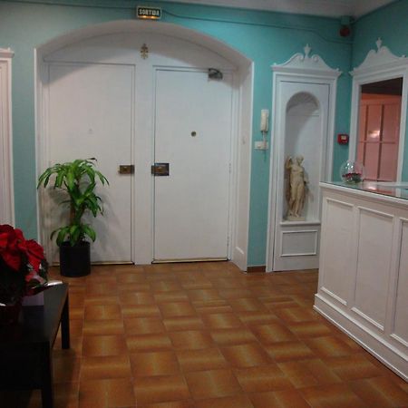 Hostal Valls Barcelone Extérieur photo