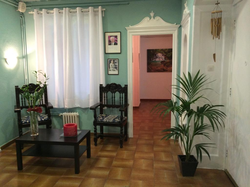 Hostal Valls Barcelone Extérieur photo