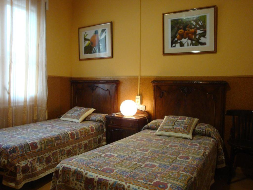 Hostal Valls Barcelone Extérieur photo