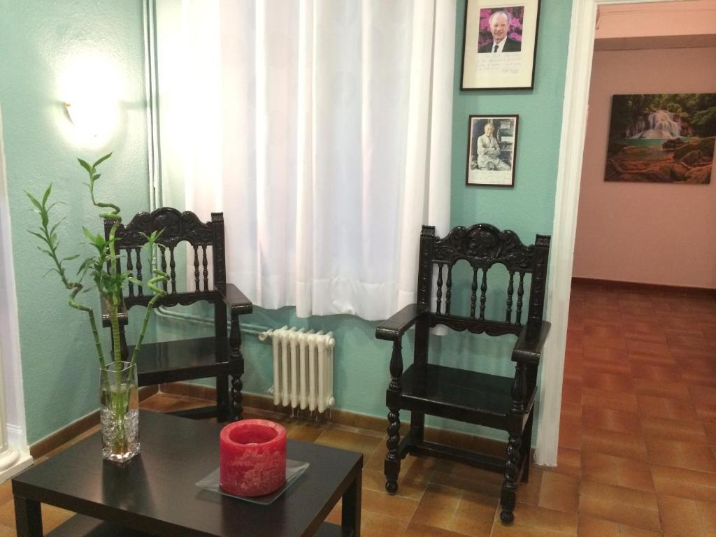 Hostal Valls Barcelone Extérieur photo